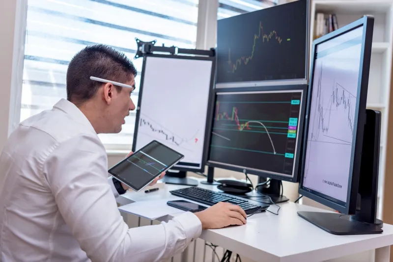 Disconnected Data, Dangerous Outcomes: How Fleet Information Silos Are Undermining Safety and Compliance